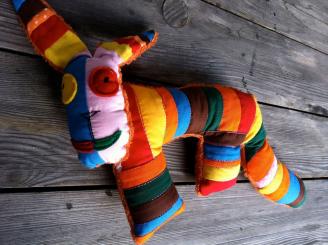 Kissen nach einer Zeichnung von Kinderhand 