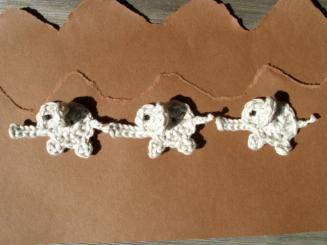 Sechs Tröröööös in 3D 