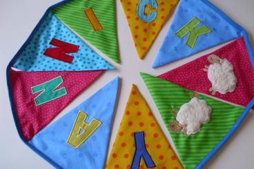 Wimpelkette "Schäfchen" mit Namen 