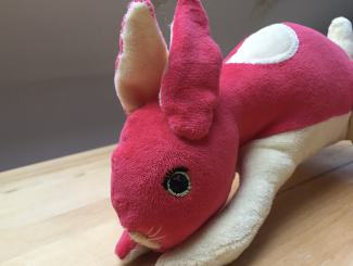 Kissen nach einer Zeichnung von Kinderhand 